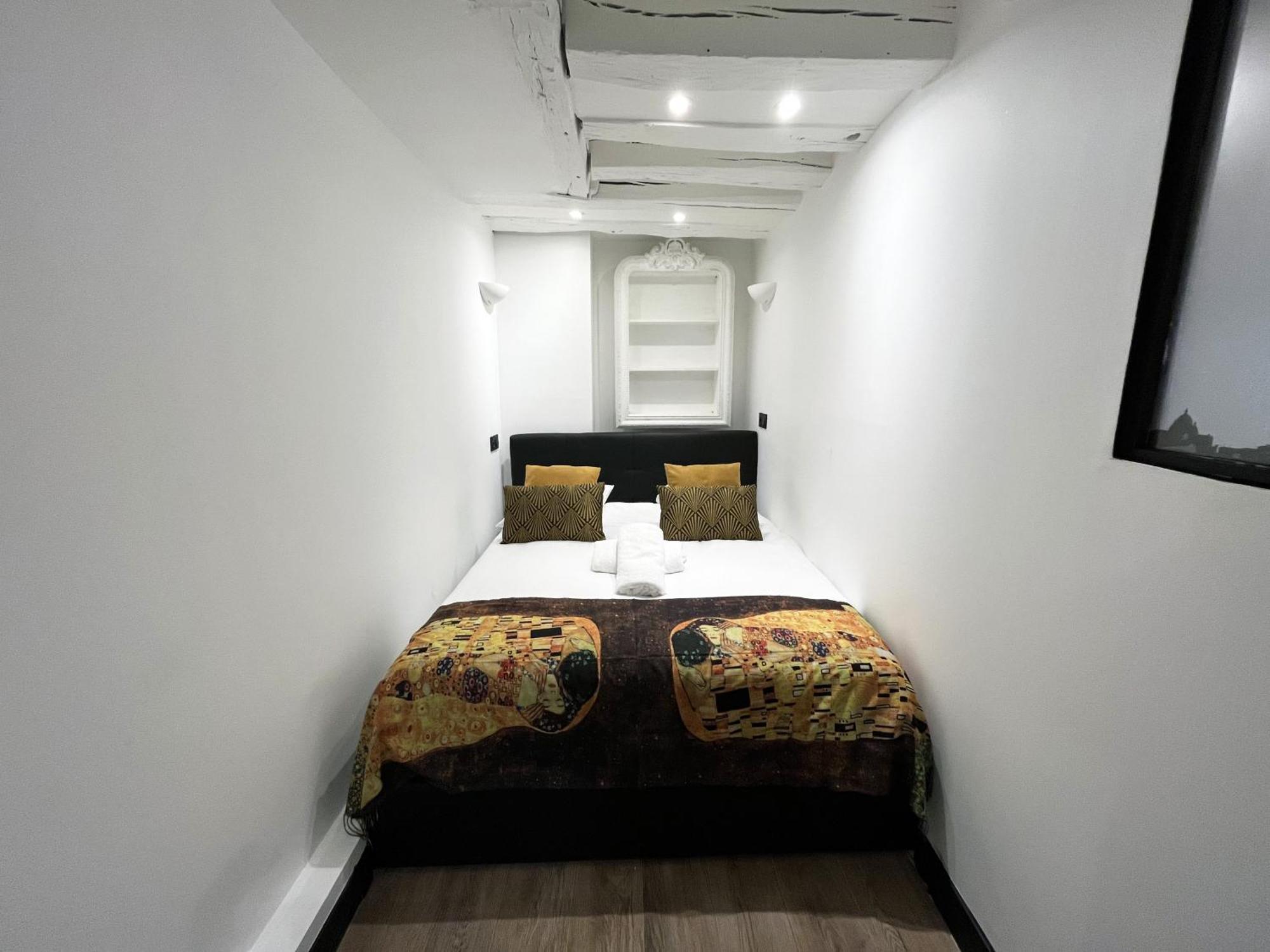 Urban Flat 175 - Loft St Denis Appartement Parijs Buitenkant foto