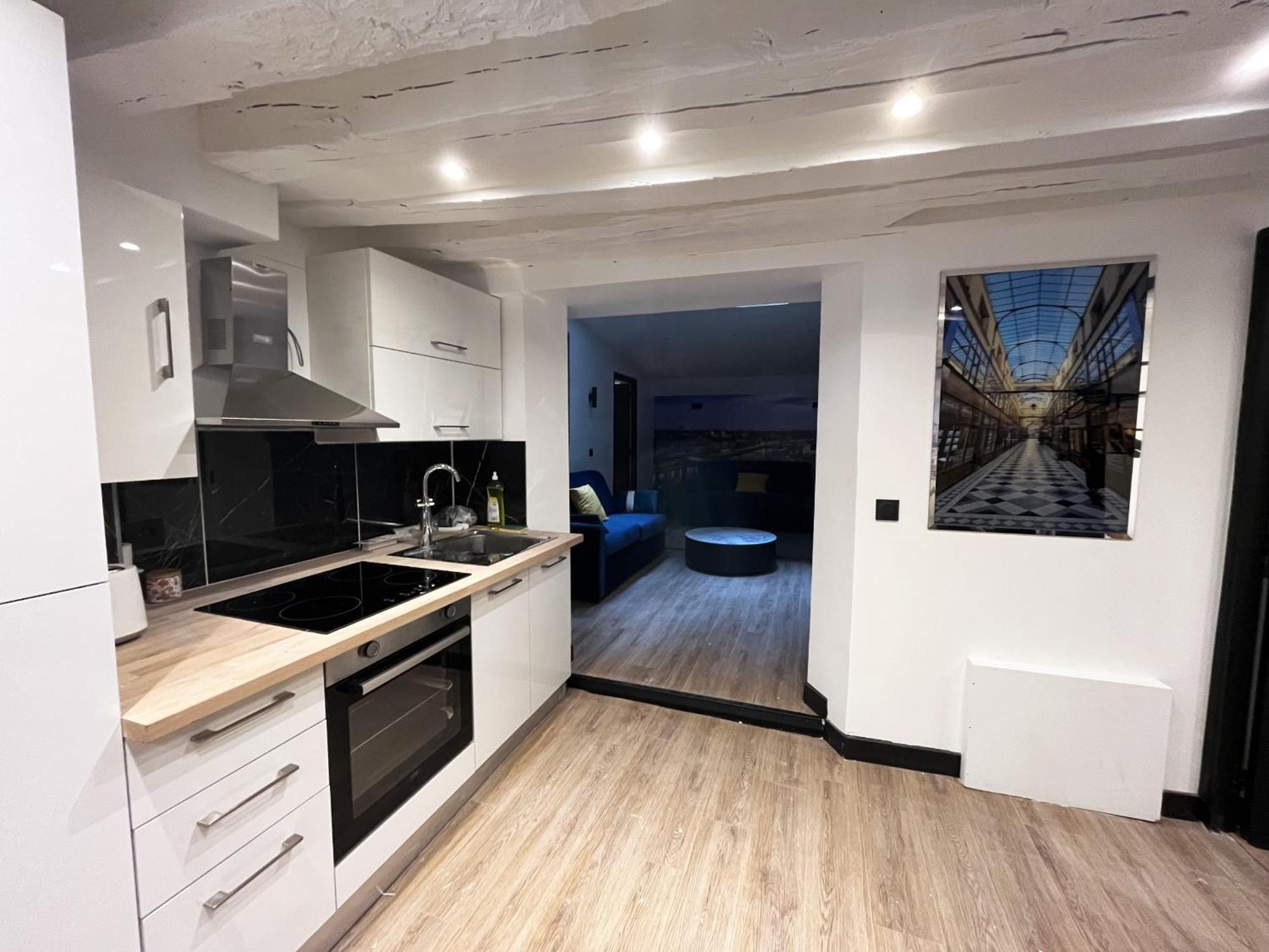 Urban Flat 175 - Loft St Denis Appartement Parijs Buitenkant foto